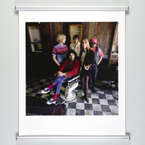 DSI aluminum hangers offer single-nail hanging with invisible clips. Sizes from 12” to 72” wide.